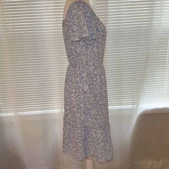 monteau S Blue White Gold Ditsy Floral Flutter Short Sleeve Tiered Midi Dress - Picture 7 of 12